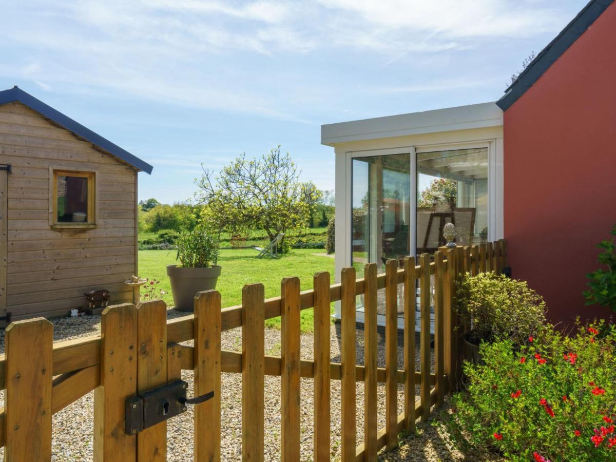 Holiday Home Entre Terre Et Mer By Interhome Pouldreuzic Exterior photo